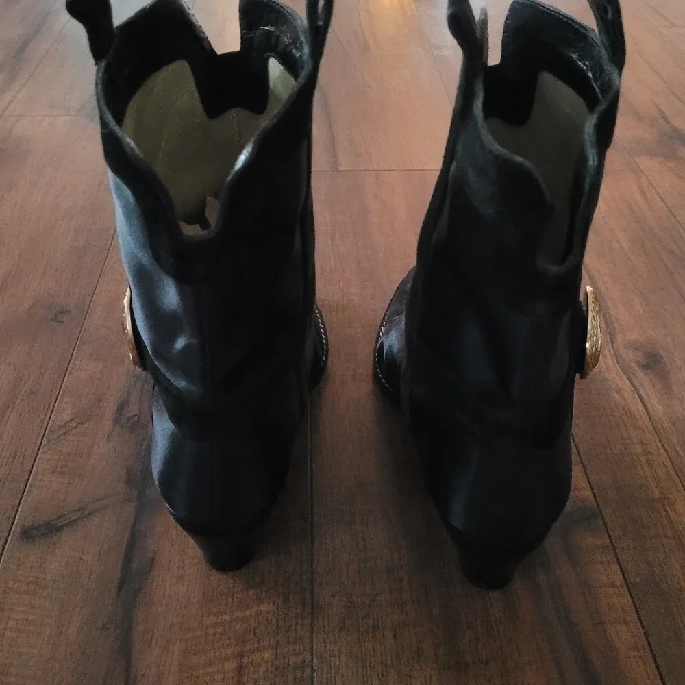 Vintage 90s Allure Black Nylon and Suede with Gold Button Accent Ankle Boots 7M